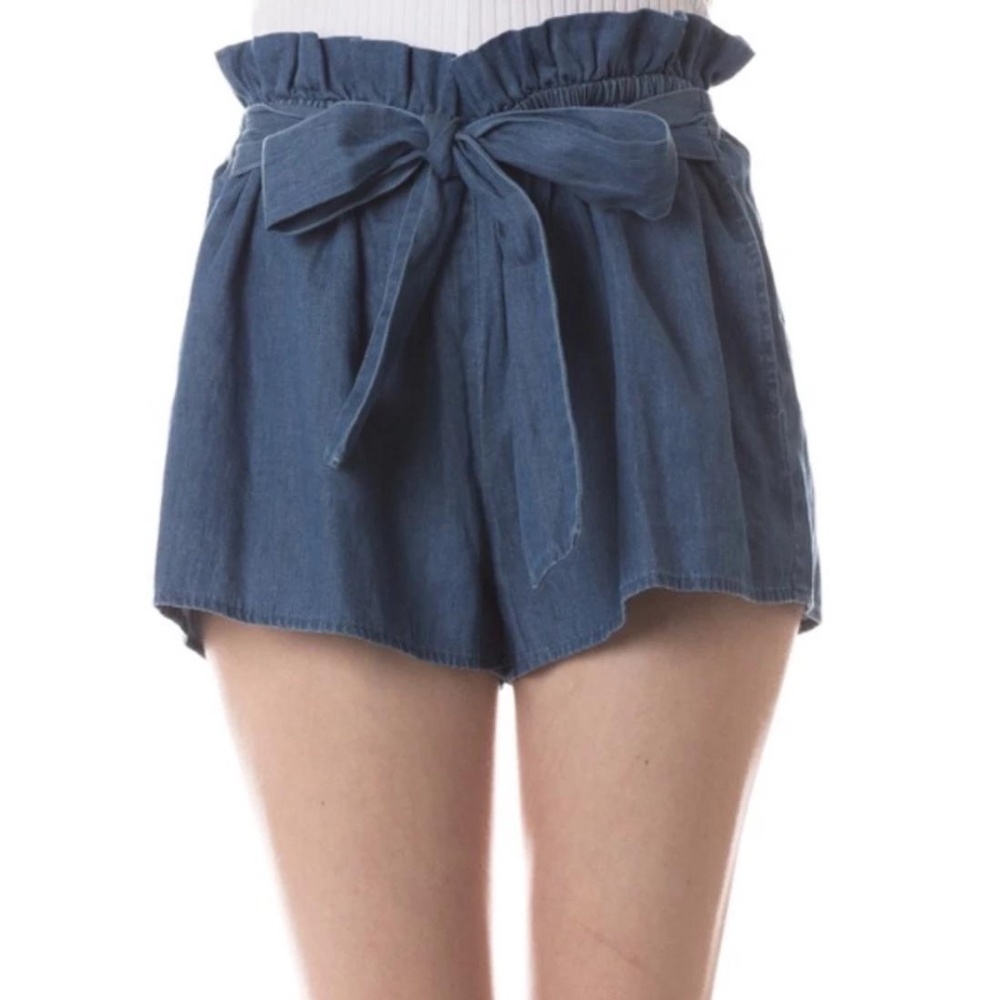 Denim blue Paperbag shorts with tie large NWT New